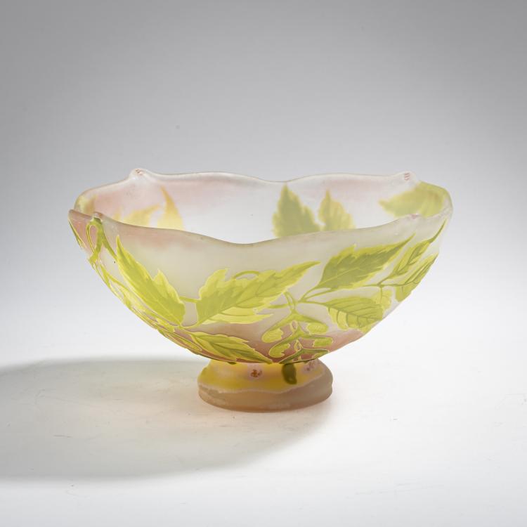Hauptbild zu Objekt, Bowl 'Erable &agrave; feuilles de fr&ecirc;ne', 1928-36, Gall&eacute;, Nancy, 176C 426
