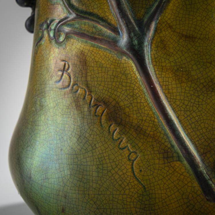 Bild 2 zu Objekt, Vase 'Wine', c.  1900, Lajos Mack, Zsolnay, Pecs, 176C 567