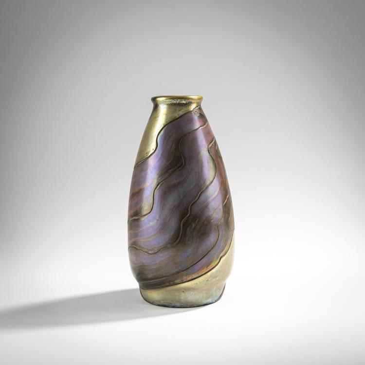 Bild 2 zu Objekt, Vase with Male Nude, 1904, S&aacute;ndor Ap&aacute;ti Abt, Zsolnay, Pecs, 176C 570