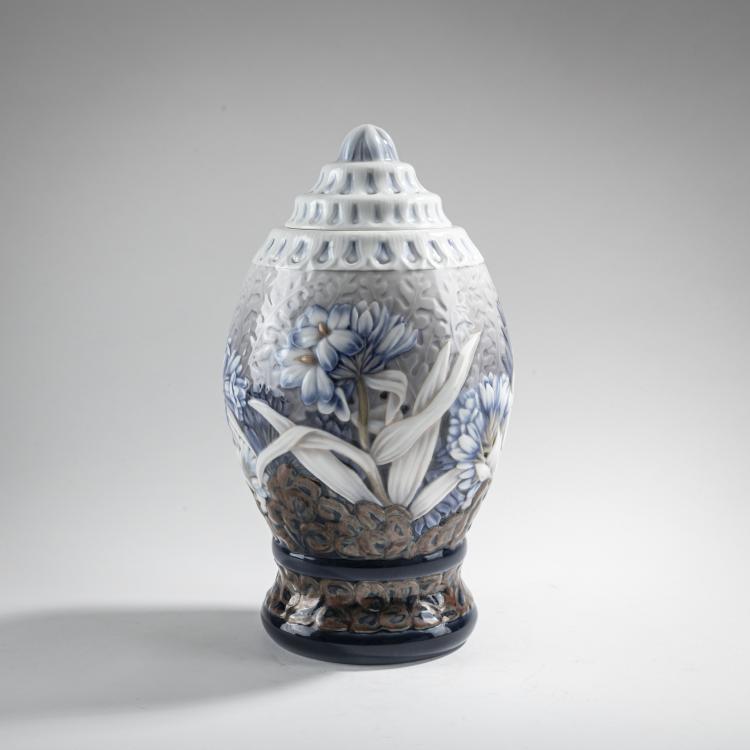 Hauptbild zu Objekt, Unique urn, 1923, Effie Hegermann-Lindencrone, Bing & Gr&oslash;ndahl, Kopenhagen, 176C 750