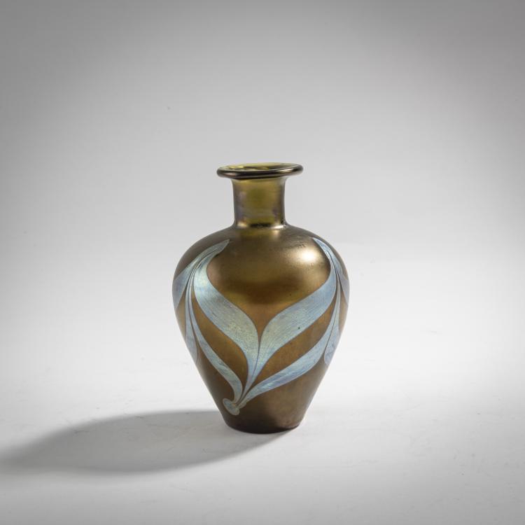 Bild 1 zu Objekt, Small 'Ph&auml;nomen' vase, 1900, L&ouml;tz Wwe., Klosterm&uuml;hle, 176C 538