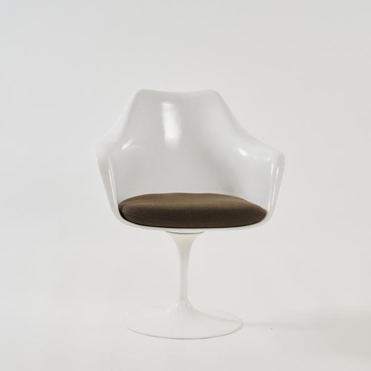 Hauptbild zu Objekt, Armlehnstuhl 'Tulip' - '151', 1956/57, Eero Saarinen, Knoll International, New York, 176B 296