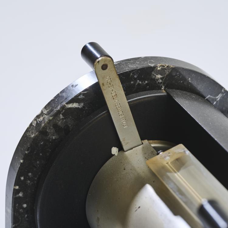 Bild 5 zu Objekt, 'Arc en Ciel' table light, 1980, Andrea Bellosi, Studio Alchimia, Mailand / Milan, 177A 411