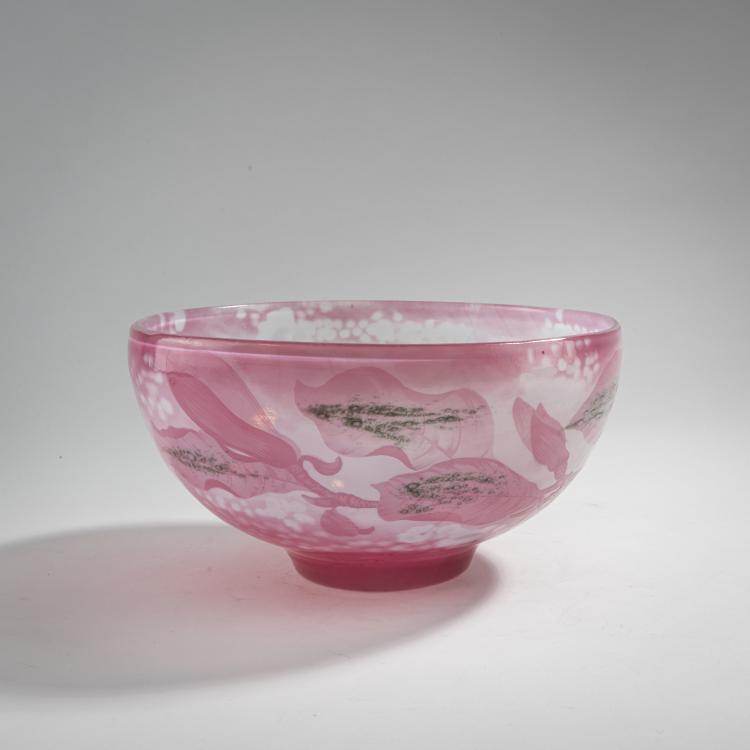Hauptbild zu Objekt, Bowl 'Magnolias', 1895/96, Emile Gall&eacute;, Gall&eacute;, Nancy, 176C 400