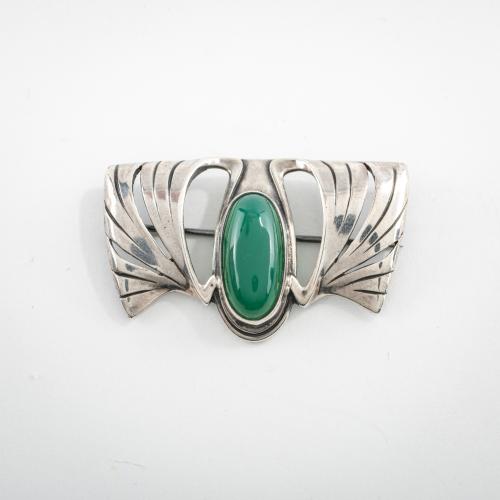 Brooch with chrysoprase, 1901/02