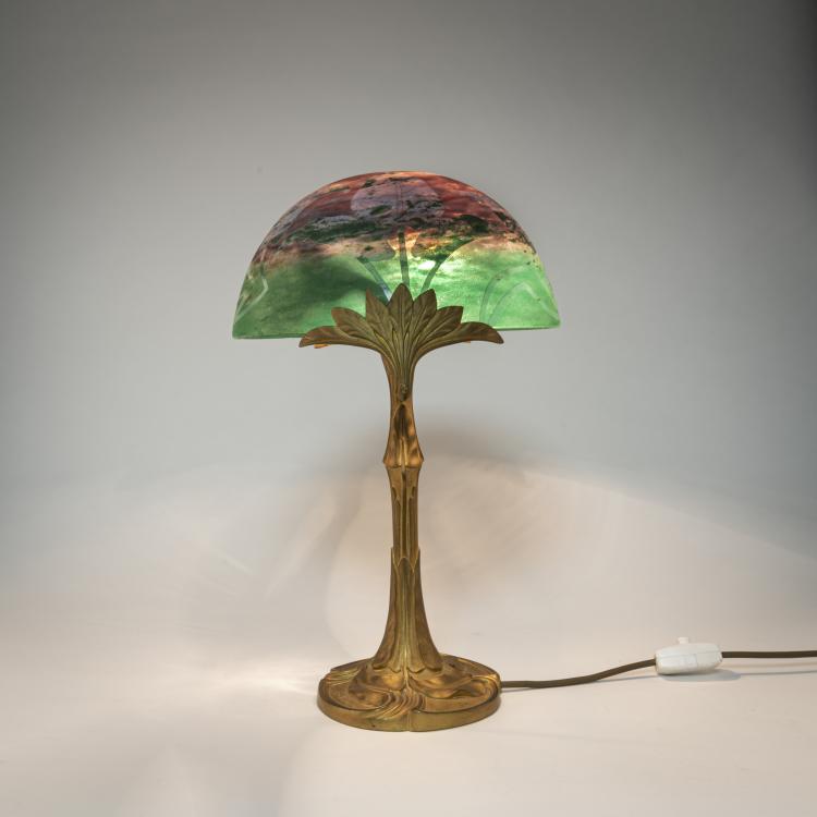 Bild 2 zu Objekt, Table light with bronze base, c. 1910, Daum Fr&egrave;res, Nancy, 176C 384
