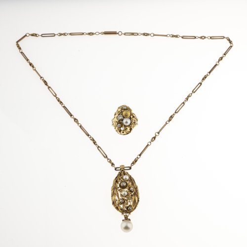 Ring and pendant with foliage, 1930s