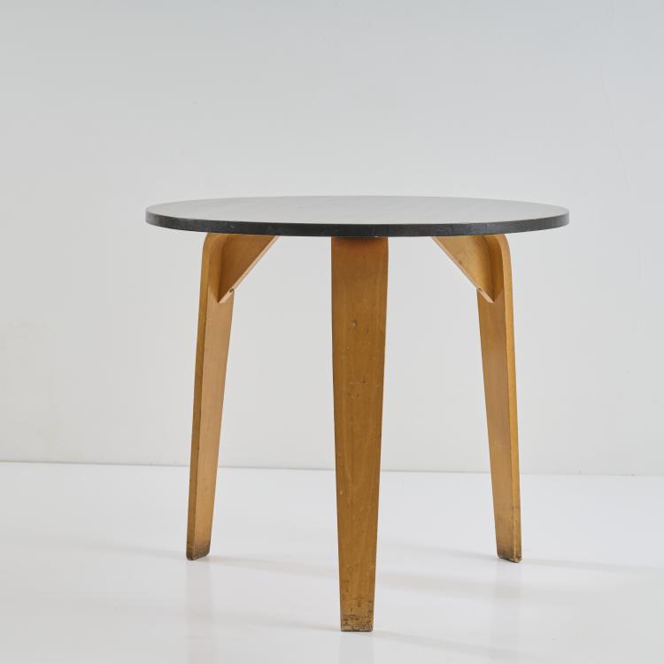 Bild 3 zu Objekt, Zwei St&uuml;hle 'SE 42' und Tisch '254', 1949/52, Egon Eiermann, Wilde & Spieth, Esslingen, 176B 71