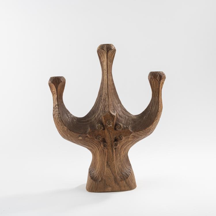 Hauptbild zu Objekt, Seltener antroposophischer Kerzenst&auml;nder mit Rosenkreuz-Motiv, 1920er Jahre, Rudolf Steiner (Umkreis),Siegfried P&uuml;tz,Wilhelm Rampf, Kunstschnitzwerkstatt Dornach (zug./attr.), 176B 88