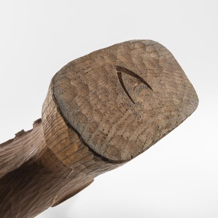 Bild 2 zu Objekt, Seltener antroposophischer Kerzenst&auml;nder mit Rosenkreuz-Motiv, 1920er Jahre, Rudolf Steiner (Umkreis),Siegfried P&uuml;tz,Wilhelm Rampf, Kunstschnitzwerkstatt Dornach (zug./attr.), 176B 88