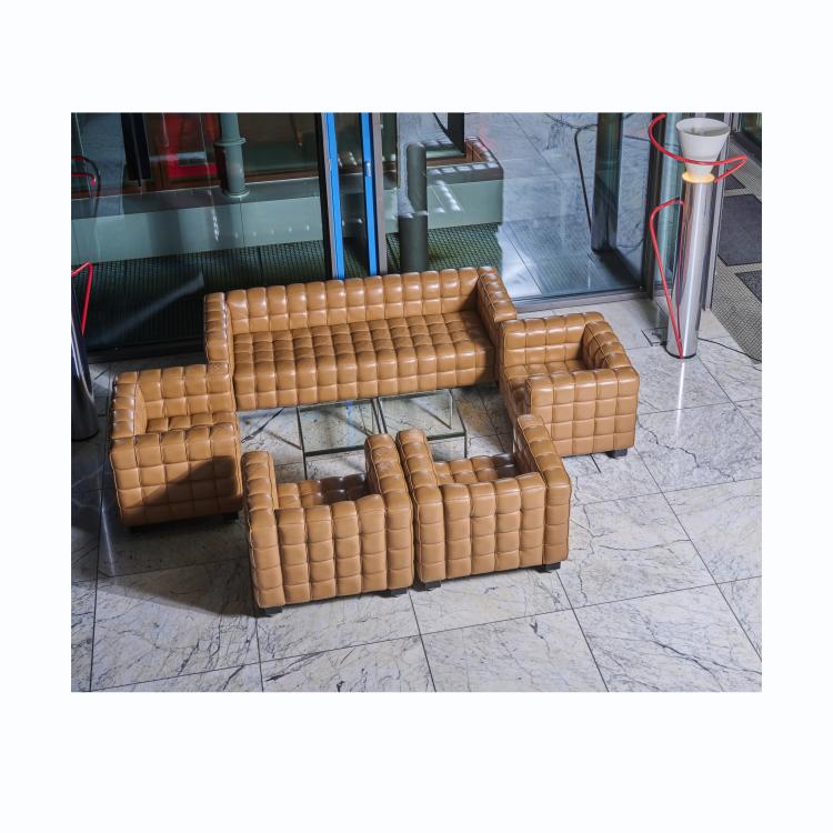 Hauptbild zu Objekt, Dreiersofa 'Kubus', 1910 (Entwurf), Josef Hoffmann, Wittmann M&ouml;belwerkst&auml;tten, Etsdorf, 177A 222