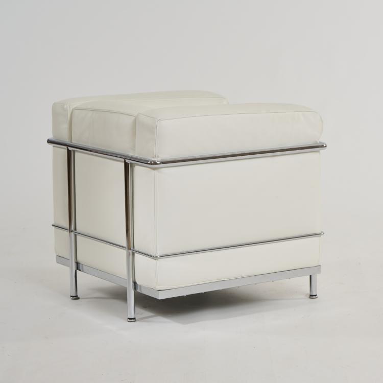 Bild 4 zu Objekt, 'LC 2' easy chair, 1928 (design), Pierre Jeanneret,Charlotte Perriand,Le Corbusier Charles-&Eacute;douard Jeanneret-Gris, Cassina, Mailand / Milan, 177A 24