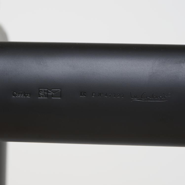 Bild 5 zu Objekt, 'LC 6' table, 1928 (design), Pierre Jeanneret,Charlotte Perriand,Le Corbusier Charles-&Eacute;douard Jeanneret-Gris, Cassina, Mailand / Milan, 177A 25