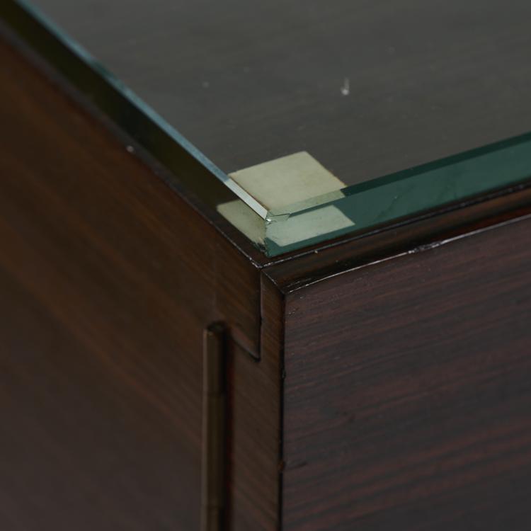 Bild 4 zu Objekt, Sideboard, 1930er Jahre, Tschechoslowakei / Czech Republic, 177A 29