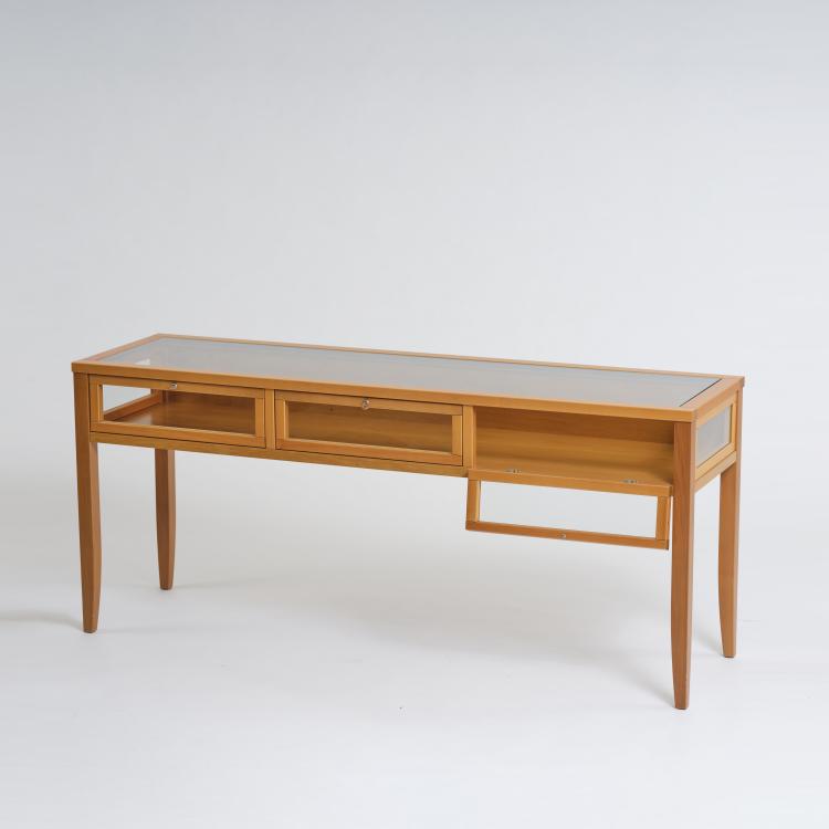 Bild 2 zu Objekt, Konsol-/ Vitrinentisch, um 1993, Italien /Italy, 177A 277