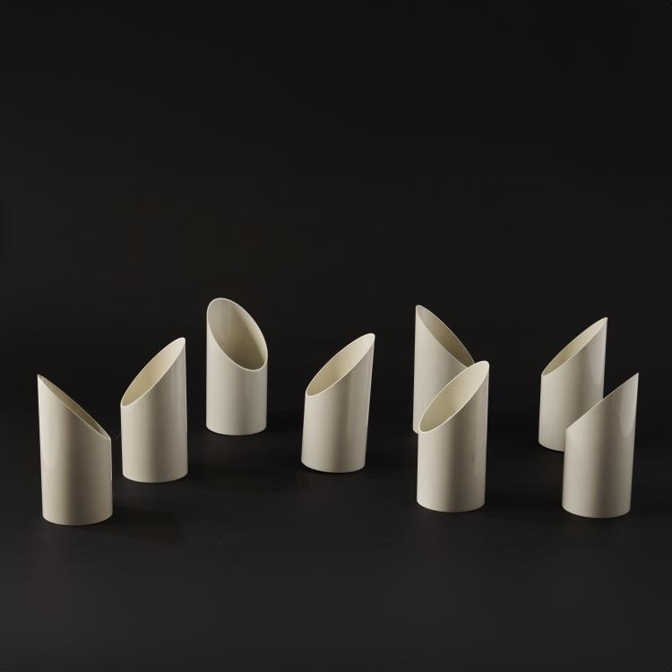 Bild 1 zu Objekt, Acht Wand- / Deckenleuchten 'Obliqua', 1969 (Entwurf), Ignazia Favata,Claudio Dini, Bieffeplast, Padua, 177A 324