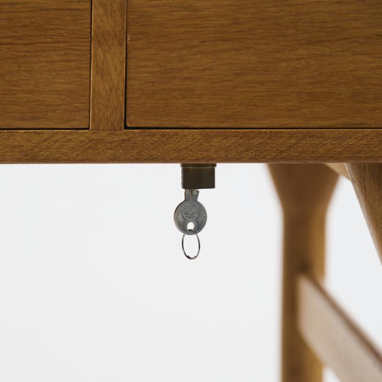Bild 3 zu Objekt, Schreibtisch '93/3', 1952, Nanna Ditzel, Willadsen, S&oslash;ren, Furniture, Vejen, D&auml;nemark / Denmark, 177A 166