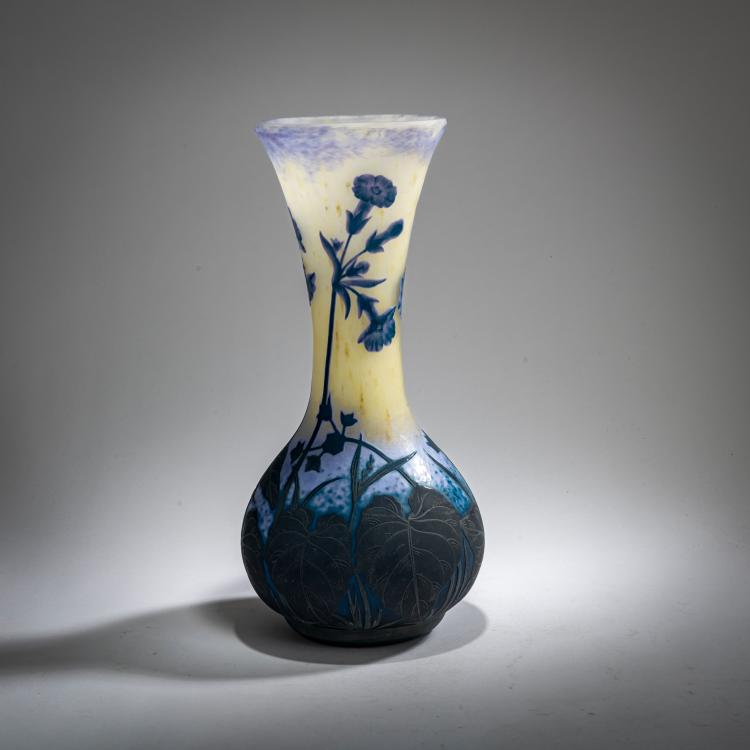 Hauptbild zu Objekt, Tall vase 'Primev&egrave;re', c. 1910, Daum Fr&egrave;res, Nancy, 178A 27