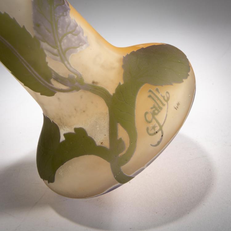 Bild 2 zu Objekt, Stangenvase 'Hortensias', 1905-08, Emile Gall&eacute;, Gall&eacute;, Nancy, 178A 68