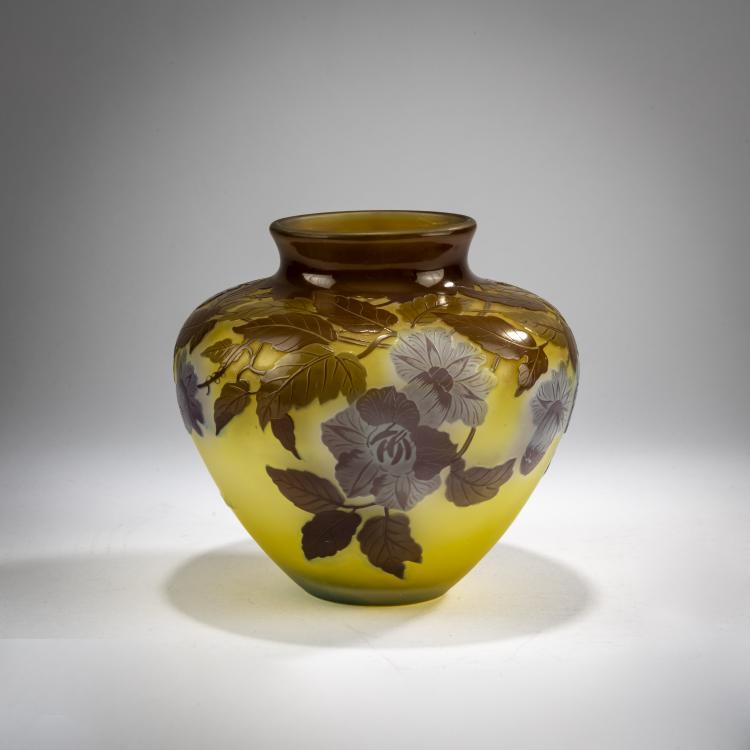Hauptbild zu Objekt, 'Bignones' vase, 1920-36, Emile Gall&eacute;, Gall&eacute;, Nancy, 178A 105