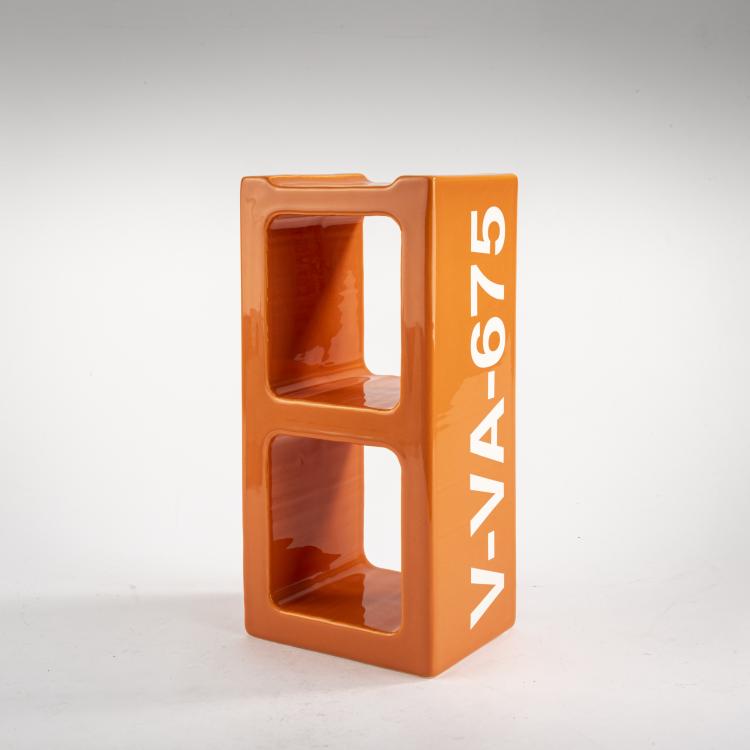 Hauptbild zu Objekt, Ceramic Block 'V-VA-675', 2019, Virgil Abloh, Vitra Design, Birsfelden, 177A 127