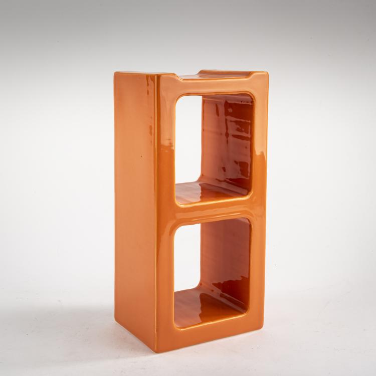 Bild 1 zu Objekt, Ceramic Block 'V-VA-675', 2019, Virgil Abloh, Vitra Design, Birsfelden, 177A 127