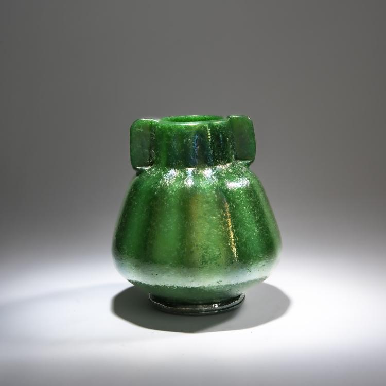 Hauptbild zu Objekt, Henkelvase 'Pulegoso', 1932/33, Carlo Scarpa (zugeschrieben), Venini & C., Murano (zugeschrieben), 177B 500