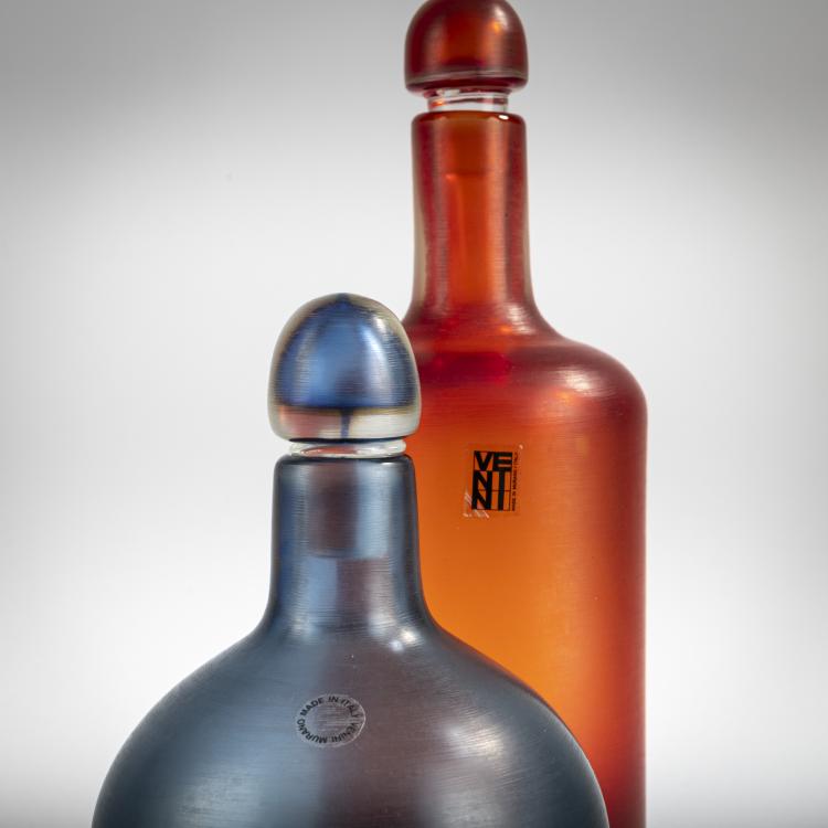 Bild 1 zu Objekt, Zwei Flaschen mit Stopfen 'Inciso', 1956/57, Paolo Venini, Venini & C., Murano, 177B 561