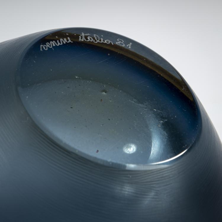 Bild 5 zu Objekt, Zwei Flaschen mit Stopfen 'Inciso', 1956/57, Paolo Venini, Venini & C., Murano, 177B 561