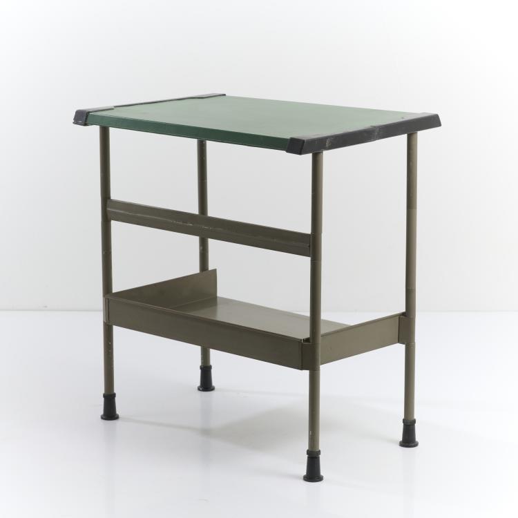 Hauptbild zu Objekt, Beistelltisch- / Aktenablage 'Spazio', 1959, Studio B.B.P.R.,Gian Luigi Banfi,Ludovico Barbiano di Belgiojoso,Enrico Peressutti,Ernesto Nathan Rogers, Olivetti, Ivrea, 177A 212