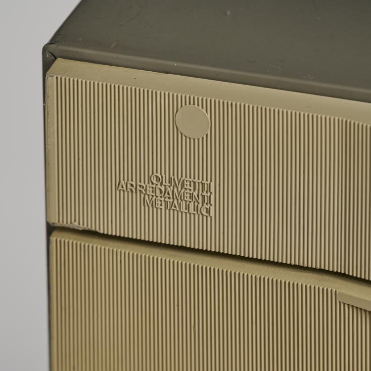 Bild 4 zu Objekt, Schreibtisch 'Arco', 1963, Studio B.B.P.R., Olivetti, Ivrea, 177A 290