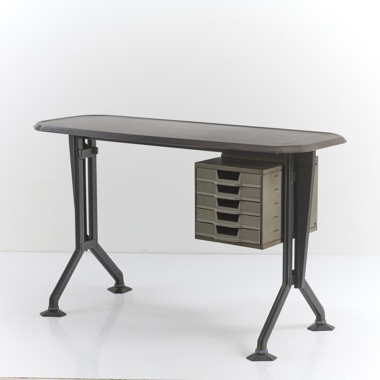 Bild 2 zu Objekt, Schreibmaschinentisch 'Arco', 1963, Gian Luigi Banfi,Ludovico Barbiano di Belgiojoso,Enrico Peressutti,Ernesto Nathan Rogers, Olivetti, Ivrea, 177A 291