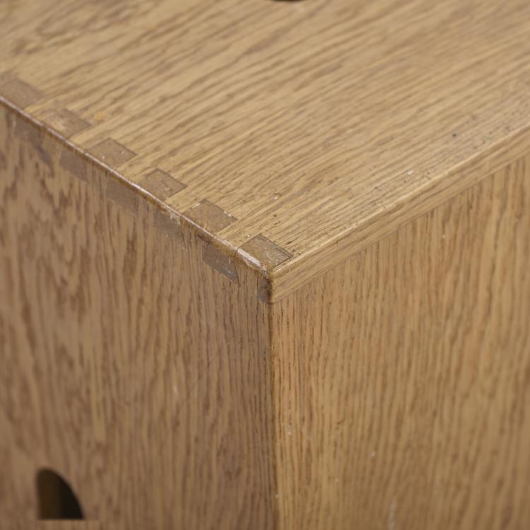 Bild 3 zu Objekt, Stool LC14 'House of Brazil', 1959 (Entwurf), Le Corbusier Charles-&Eacute;douard Jeanneret-Gris (after), Frankreich / France, 177A 34