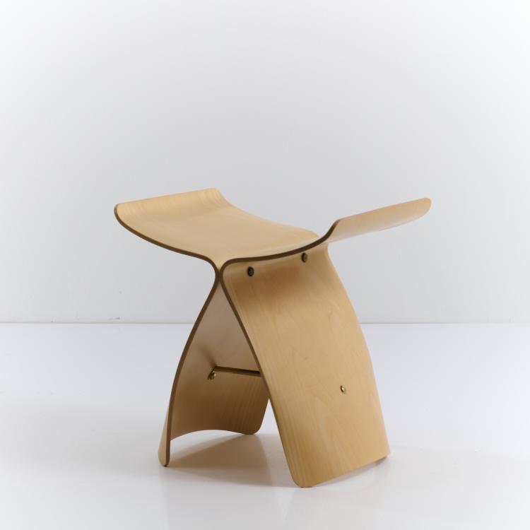 Bild 1 zu Objekt, 'Butterfly' stool, 1954, Sori Yanagi, Vitra, Birsfelden, 177A 175