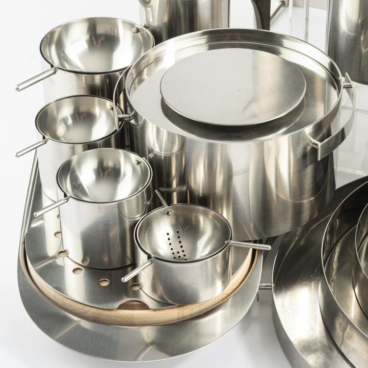 Bild 2 zu Objekt, 26 K&uuml;chenteile 'Cylinda Line', 1967 (Entwurf), Arne Jacobsen, Stelton, Gentofte, 177A 99