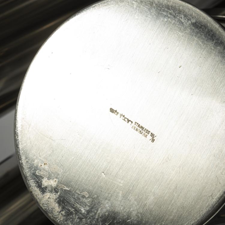 Bild 3 zu Objekt, 26 K&uuml;chenteile 'Cylinda Line', 1967 (Entwurf), Arne Jacobsen, Stelton, Gentofte, 177A 99