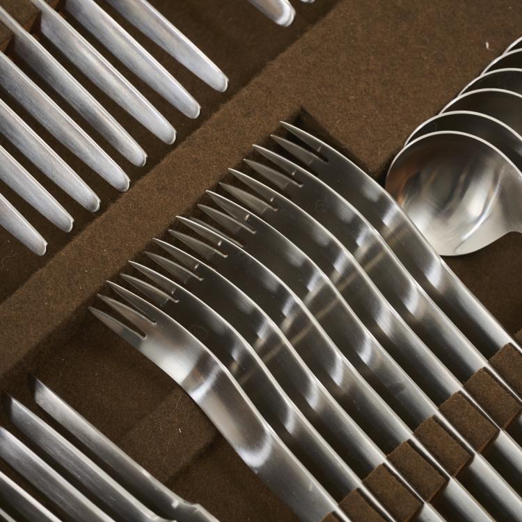 Bild 4 zu Objekt, 77-teiliges Besteck 'AJ', 1957, Arne Jacobsen, Michelsen, A., Kopenhagen / Copenhagen, 177A 94