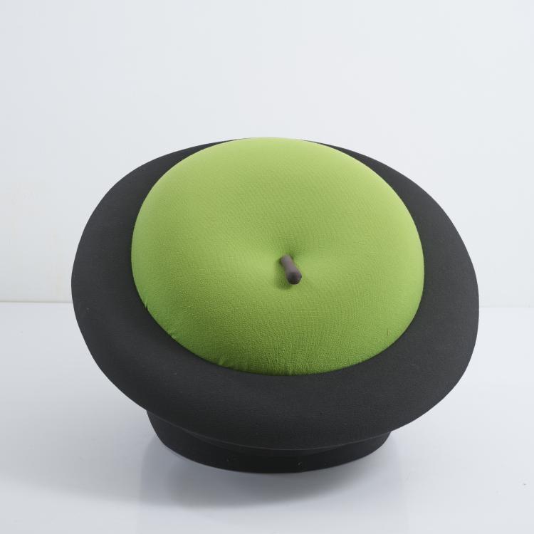 Bild 1 zu Objekt, Sitzobjekt 'MagriTTA', 1970, Roberto Sebasti&aacute;n Matta, Simon International f&uuml;r Gavina, Bologna / for Gavina, Bologna, 177A 352