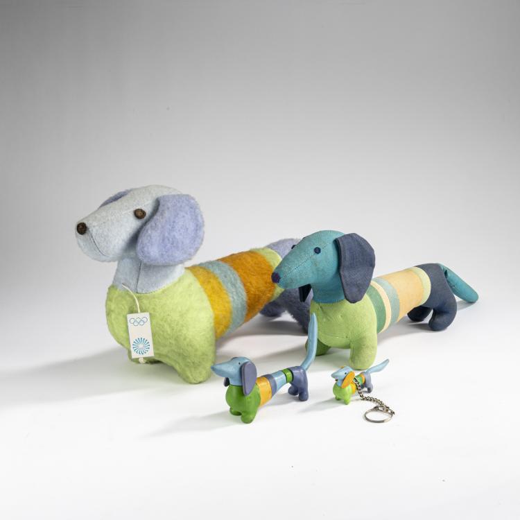 Hauptbild zu Objekt, Vier Olympiamaskottchen 'Waldi', um 1971, Otl Aicher,Hermann Ay, Schleich; Anker Pl&uuml;schspielwarenfabrik GmbH, M&uuml;nchen / Munich; Schuco, F&uuml;rth, u.a., 177A 113