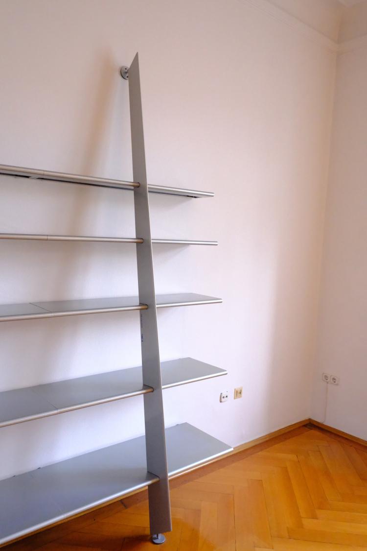 Bild 2 zu Objekt, Drei Wandregalelemente 'Mac Gee', 1984, Philippe Starck, Baleri Italia, Mailand / Milan, 178B 629