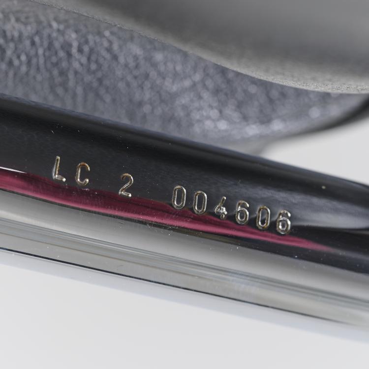 Bild 7 zu Objekt, 'LC 2' easy chair, 1928 (design), Pierre Jeanneret,Charlotte Perriand,Le Corbusier Charles-&Eacute;douard Jeanneret-Gris, Cassina, Mailand / Milan, 177A 27