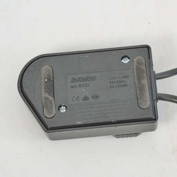 Bild 5 zu Objekt, Drei Stehleuchten, 1980/90er Jahre, Relux, Mailand / Milan, 177A 412