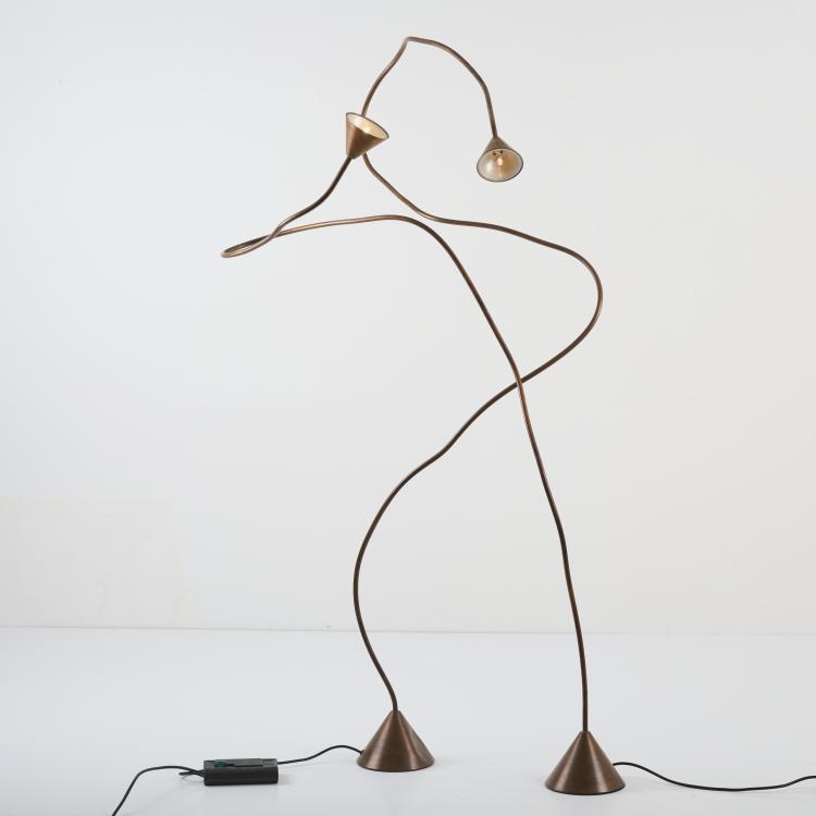 Bild 2 zu Objekt, Two floor lamps 'Papiro', 1989 (design), Sergio Calatroni, Pallucco, Rom, 177A 451