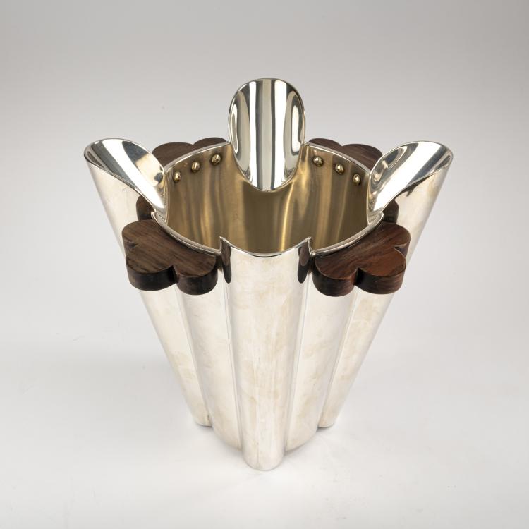 Bild 1 zu Objekt, Eisk&uuml;bel 'Follies Camille', 1991, Bořek &Scaron;&iacute;pek, Driade, Caorso, 177A 160