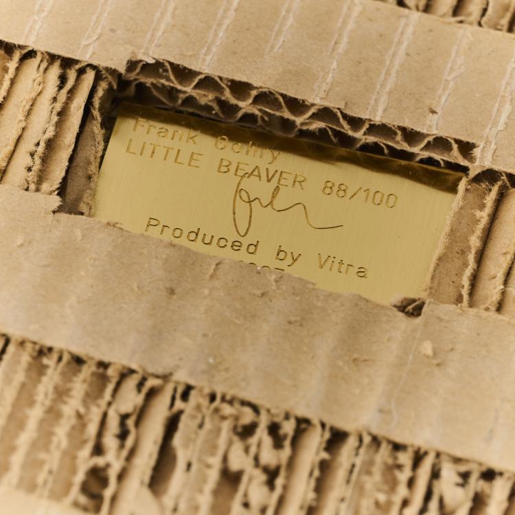 Bild 2 zu Objekt, 'Little Beaver' armchair with ottoman, 1979-82 (design), Frank O. Gehry, Vitra, Birsfelden, 177A 409