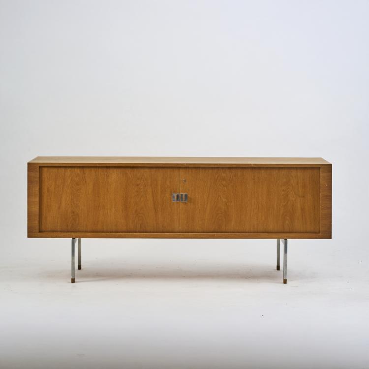 Bild 4 zu Objekt, Sideboard 'Ry-25', c. 1959, Hans J. Wegner, Ry-M&oslash;bler, Kopenhagen / Copenhagen, 177A 216