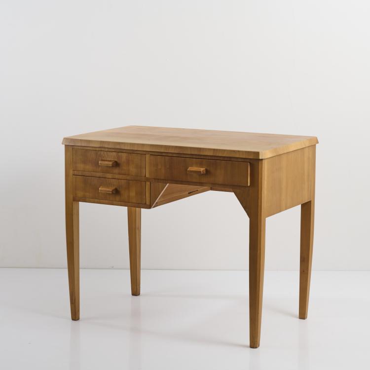 Hauptbild zu Objekt, Anthroposophical Desk, 1920s/30s, Felix Kayser (attributed), Schiller M&ouml;bel, Stuttgart (zugeschrieben/attr.), 177A 2