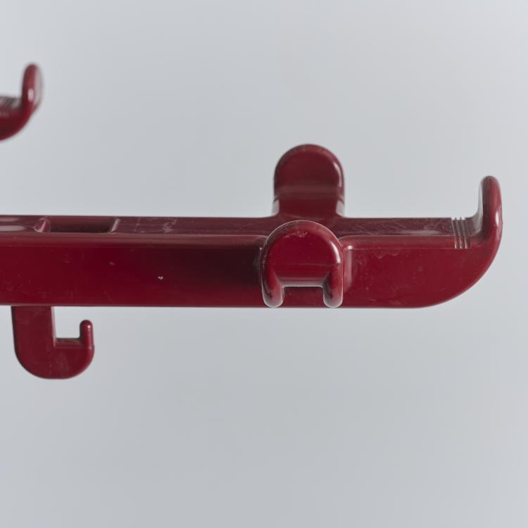 Bild 4 zu Objekt, Garderobenst&auml;nder 'Synthesis 45', 1973 (Entwurf), Ettore Sottsass, Olivetti, Ivrea, 177A 374