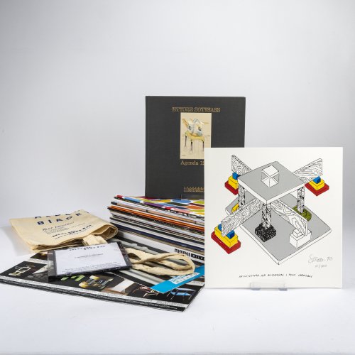 Konvolut mit diversen POST DESIGN, Memphis Milano Katalogen und einer Sottsass Graphik, 1981-2019