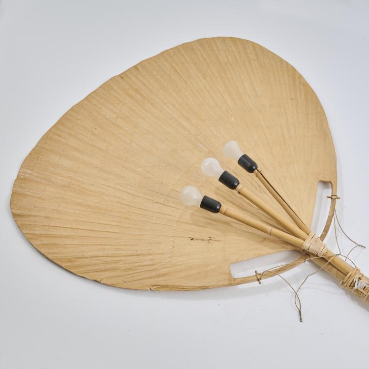 Bild 3 zu Objekt, Stehleuchte 'Uchiwa I', 1973 (Entwurf), Ingo Maurer, Design M Ingo Maurer, M&uuml;nchen / Munich, 177A 367